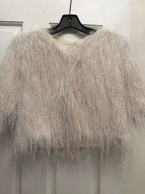 Reserved Feathered Open-Front Cardigan in Light Cream and Silver